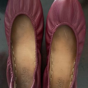 Tieks. Size 7